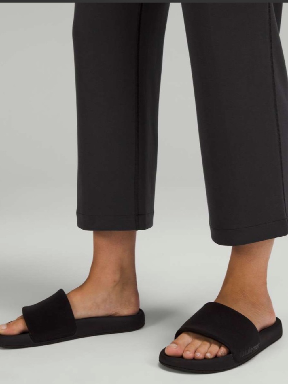 NWT Lululemon Softstreme HR Straight Leg Crop 24” Black 14 - Picture 2 of 9